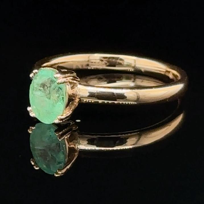 Emerald Elegance Ring